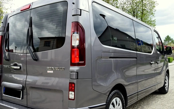 Renault Trafic cena 91900 przebieg: 89000, rok produkcji 2017 z Kielce małe 191